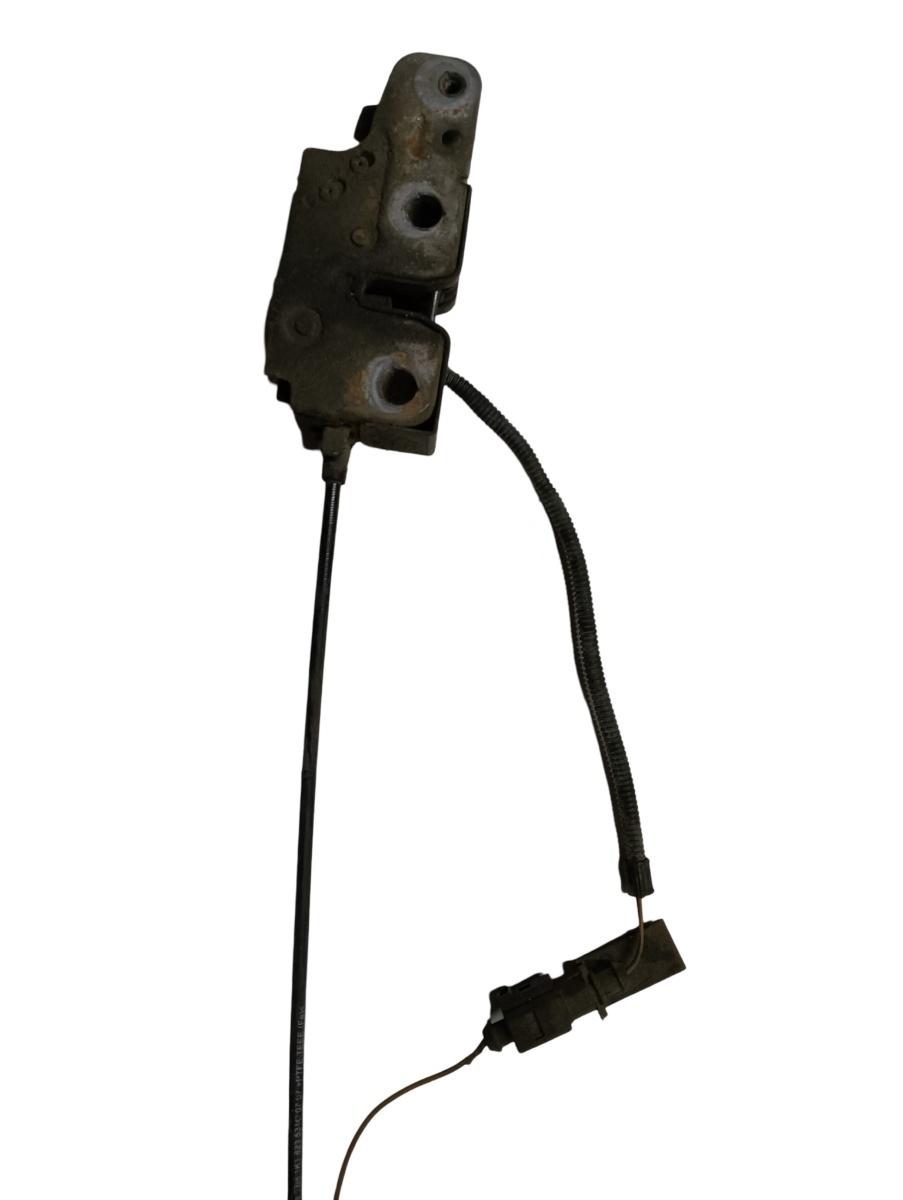 Incuietoare capota VOLKSWAGEN GOLF V 1K1 2003 - 2009