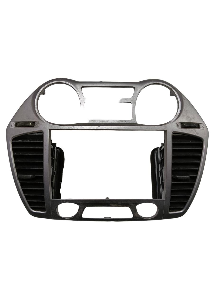 Ornament consola centrala/guri ventilatie  HYUNDAI i20 PB, PBT 2008 - >