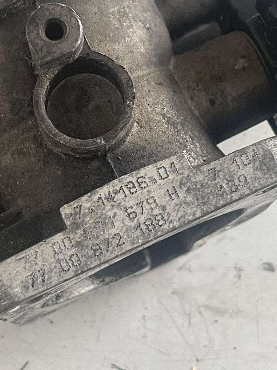 Clapeta de acceleratie RENAULT MEGANE I BA0/1_ 1995 - 2004 1.6B 7700872188 71418601 – foto 3
