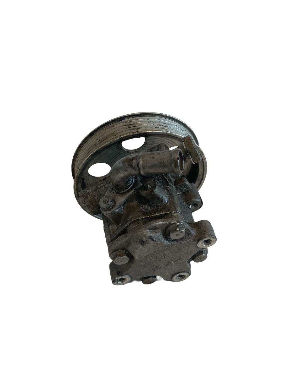 Pompa servodirectie AUDI A4 II 8E2, B6 2000 - 2005 8E0145153H