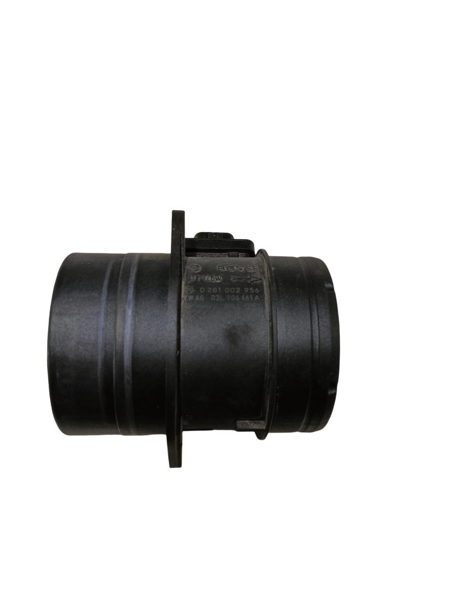 Debitmetru aer AUDI A3 III 8V1, 8VK 2012 - >, SKODA SUPERB 3T4 2008 - 2015 TDI CBBB, CFGB BOSCH 0281002956