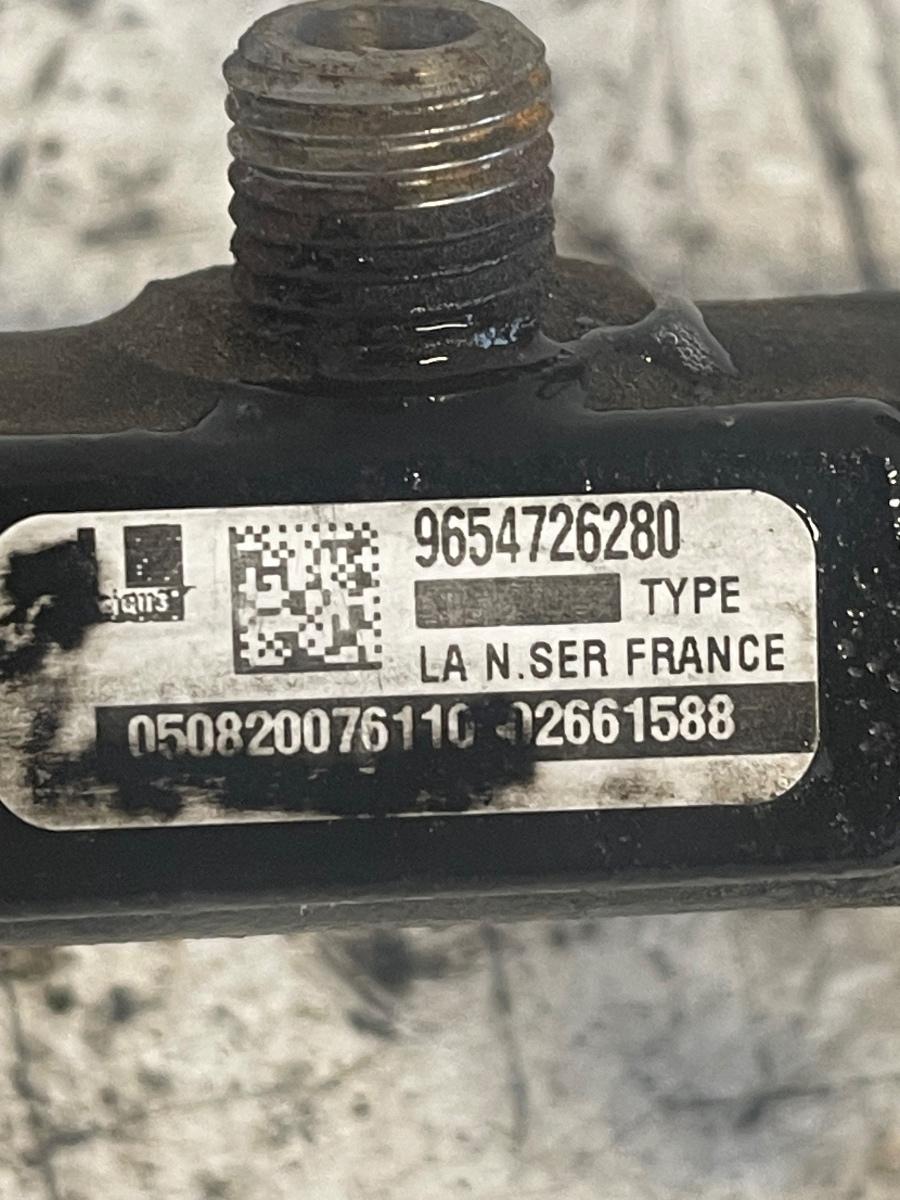 Rampa injectoare VOLVO V50 MW, 545 2003 - 2012 2.0D 9654726280 – foto 2