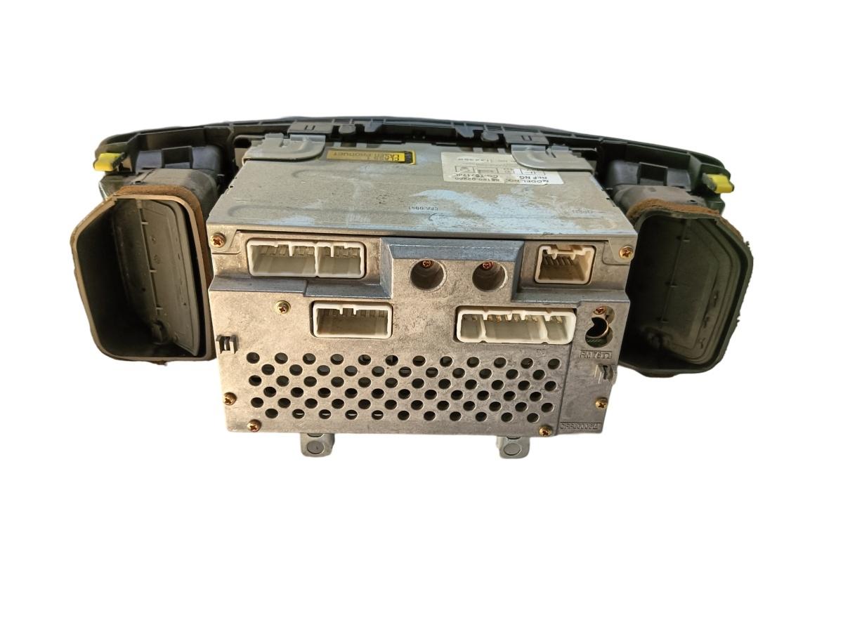 Cd player auto TOYOTA COROLLA Saloon _E15_ 2006 - > 8612002260 – foto 2