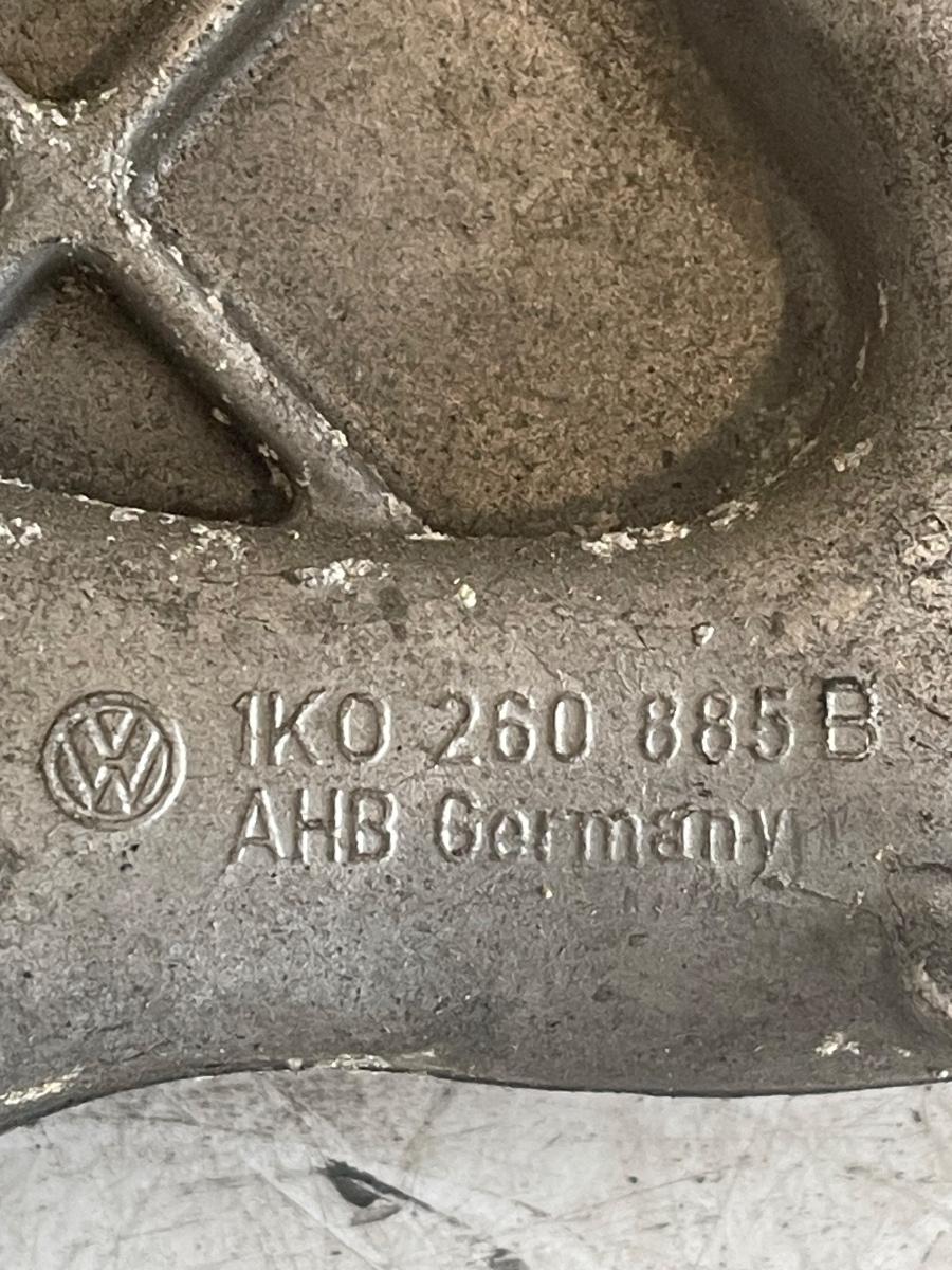 Suport compresor ac VOLKSWAGEN GOLF VI 5K1 2008 - 2013 1.4 TSI CAX 1K0260885B – foto 2