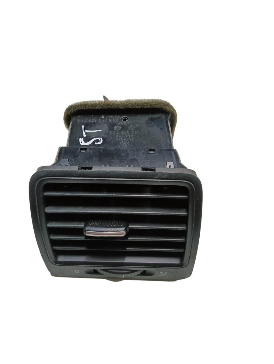 Grila ventilatie stanga fata VOLKSWAGEN GOLF V 1K1 2003 - 2009 1k0819709