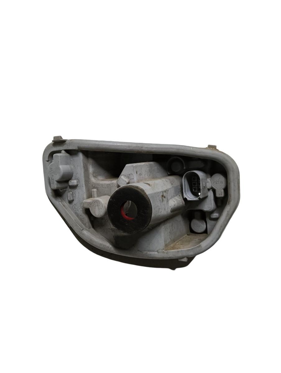 Soclu stop dreapta spate SEAT IBIZA V 6J5, 6P1 2008 - > – foto 2