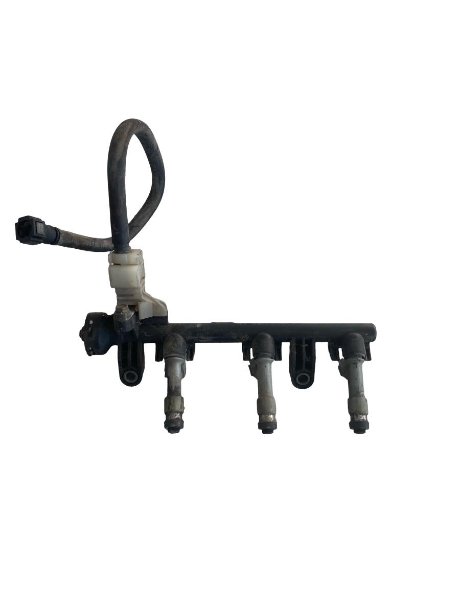 Rampa injectoare CITROËN C1 PM_, PN_ 2005 - 2014, TOYOTA AYGO _B1_ 2005 - > 1.0B 23814-0Q010-A