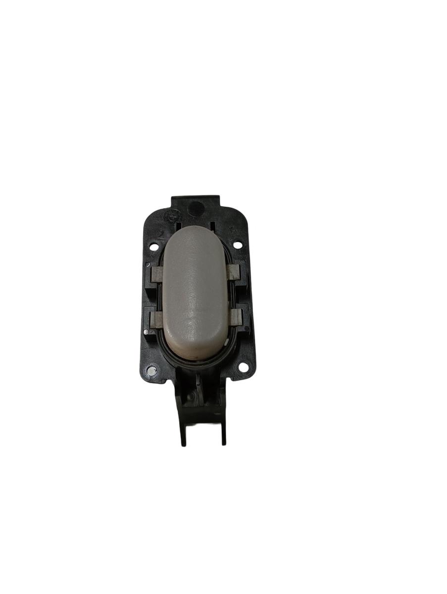 Buton deschidere usa culisanta  MERCEDES-BENZ VIANO W639 2003 - > 2.2 CDI 2.2 OM 646.980, OM 646.982