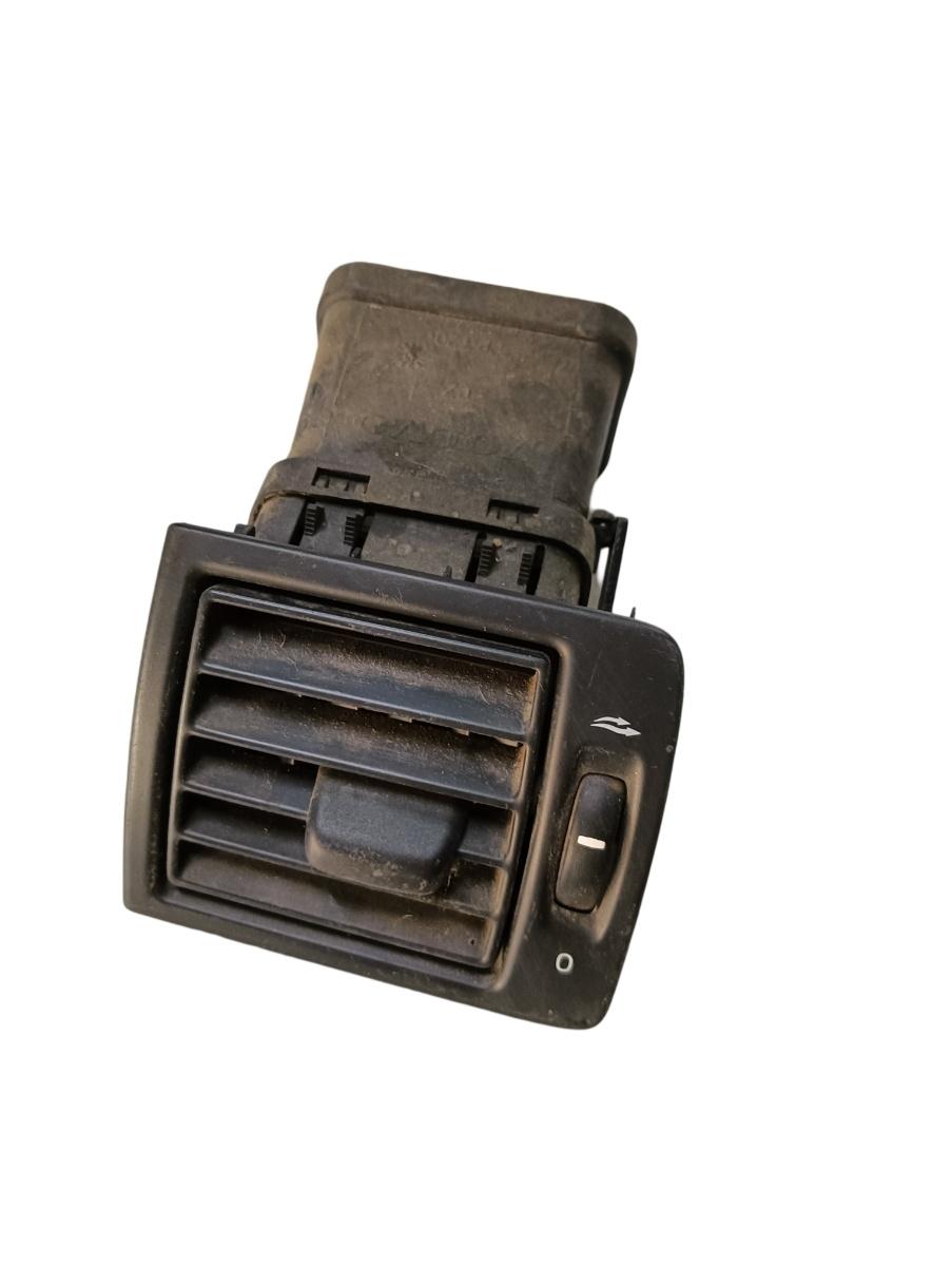 Gura ventilatie  stanga fata VOLVO V50 MW, 545 2003 - 2012