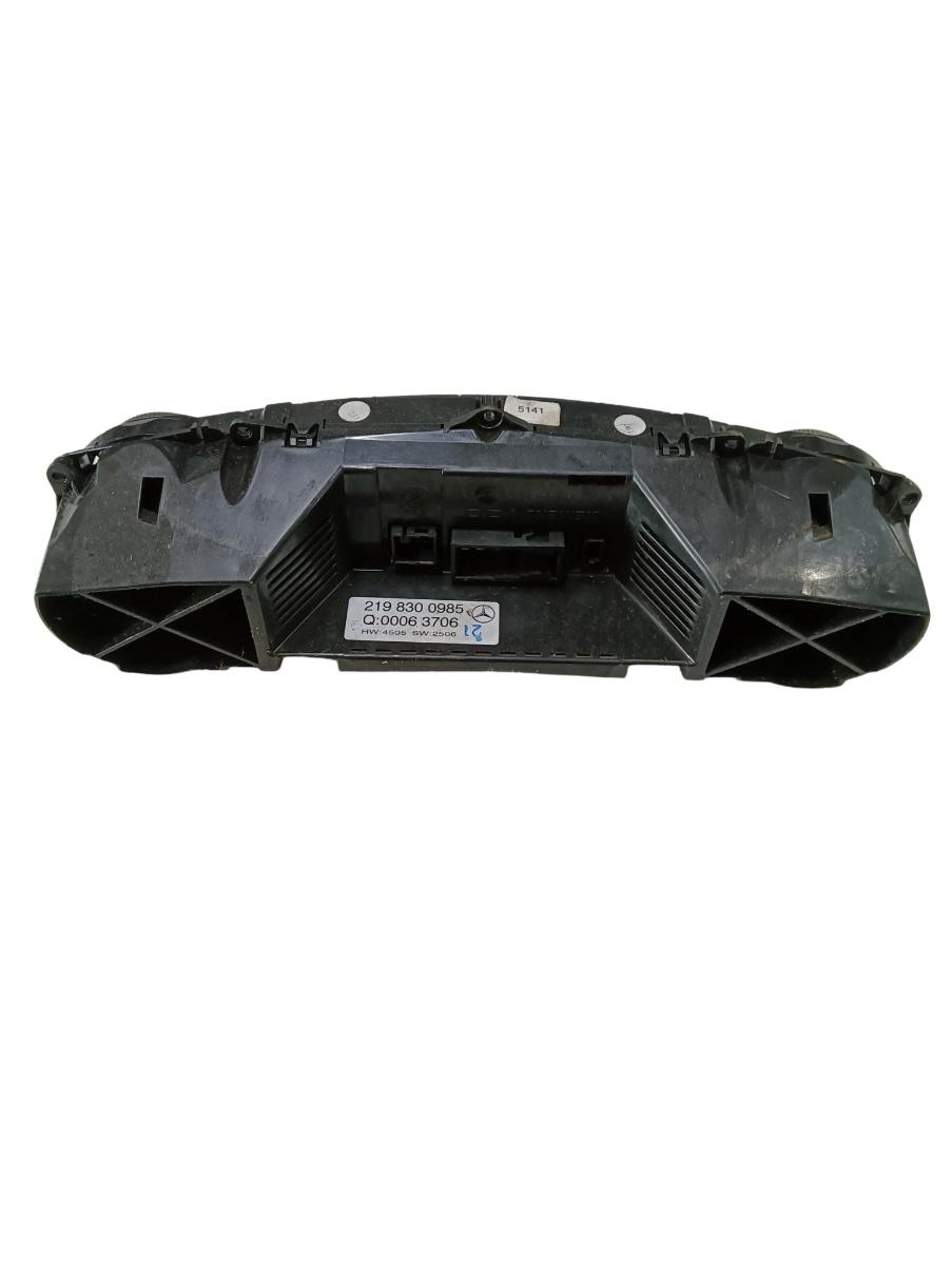 Climatronic  MERCEDES-BENZ CLS C219 2004 - 2011 2198300985 – foto 2