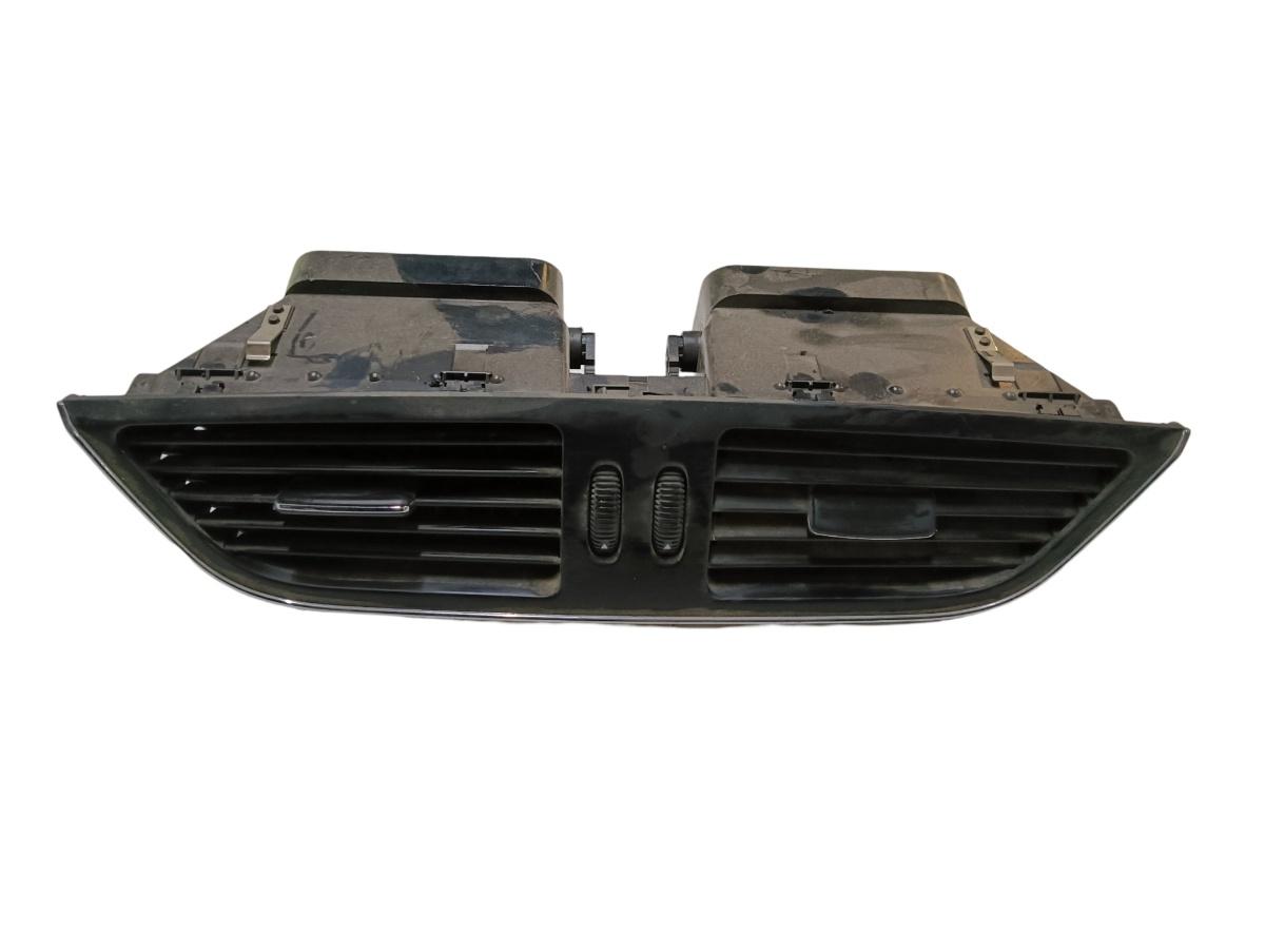 Grila ventilatie  fata MERCEDES-BENZ CLS C219 2004 - 2011