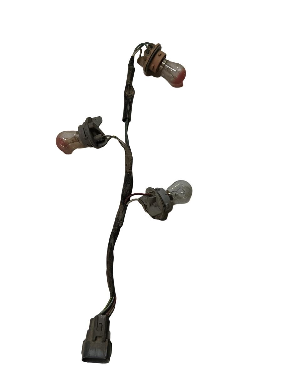 Instalatie electrica far TOYOTA HILUX VII Pickup _N1_, _N2_, _N3_ 2004 - > 2.5 D 4WD 2KD-FTV