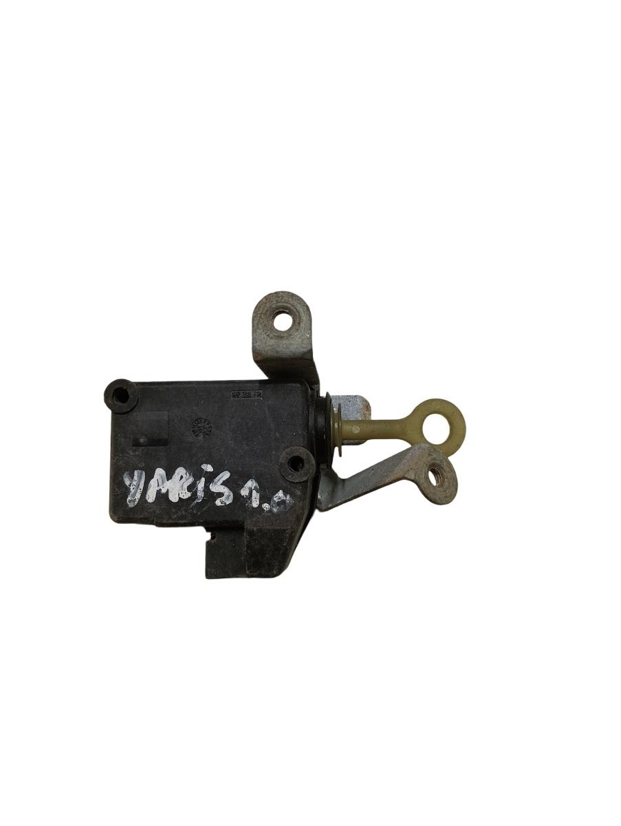 Motoras deschidere rezervor combustibil  TOYOTA YARIS _P9_ 2005 - >