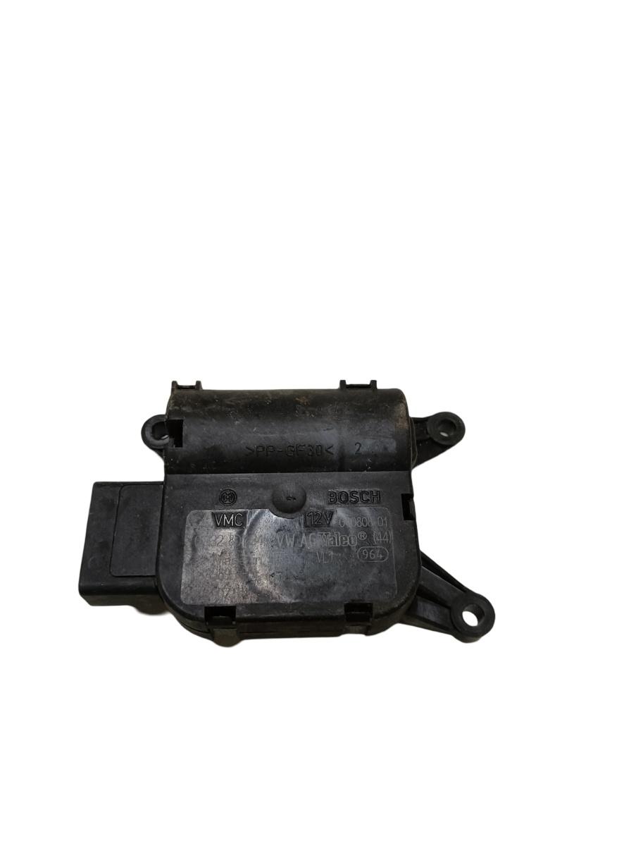 Motoras/actuator clapeta aer VOLKSWAGEN GOLF V 1K1 2003 - 2009, VOLKSWAGEN SCIROCCO 137 2008 - 2014 0132801345