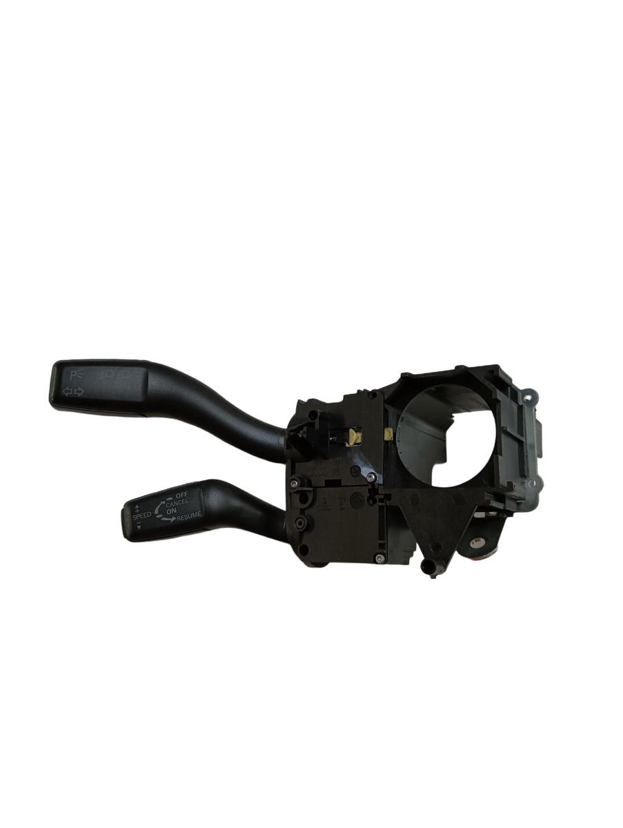 Maneta semnalizare  AUDI A4 III 8EC, B7 2004 - 2008, AUDI A4 III Avant 8ED, B7 2004 - 2008 4e0953521
