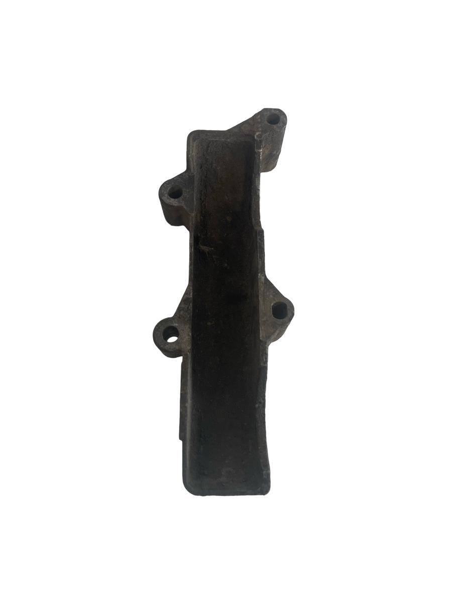Suport motor , capac distributie RENAULT MASTER 2008 2.5D 8200549480