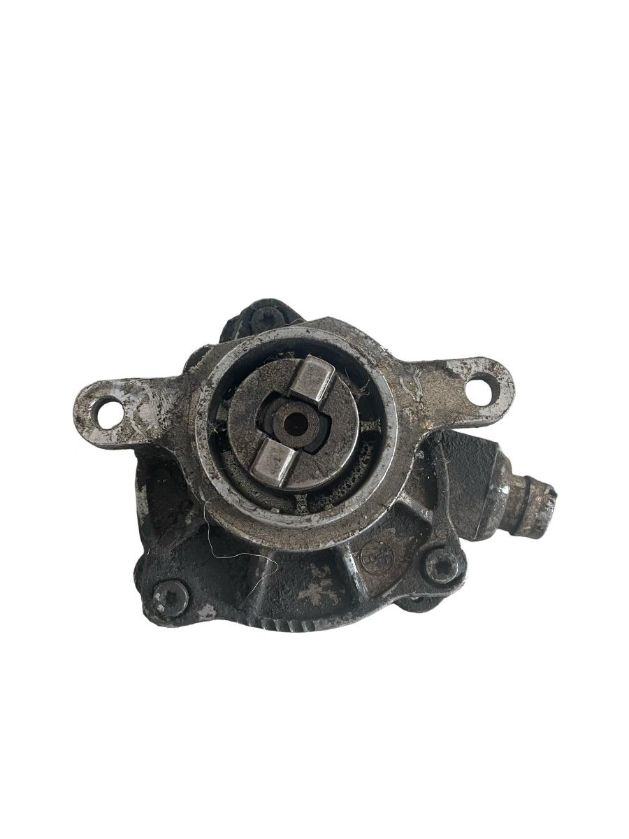 Pompa de vacuum RENAULT MASTER 2008 2.5D 8200797164