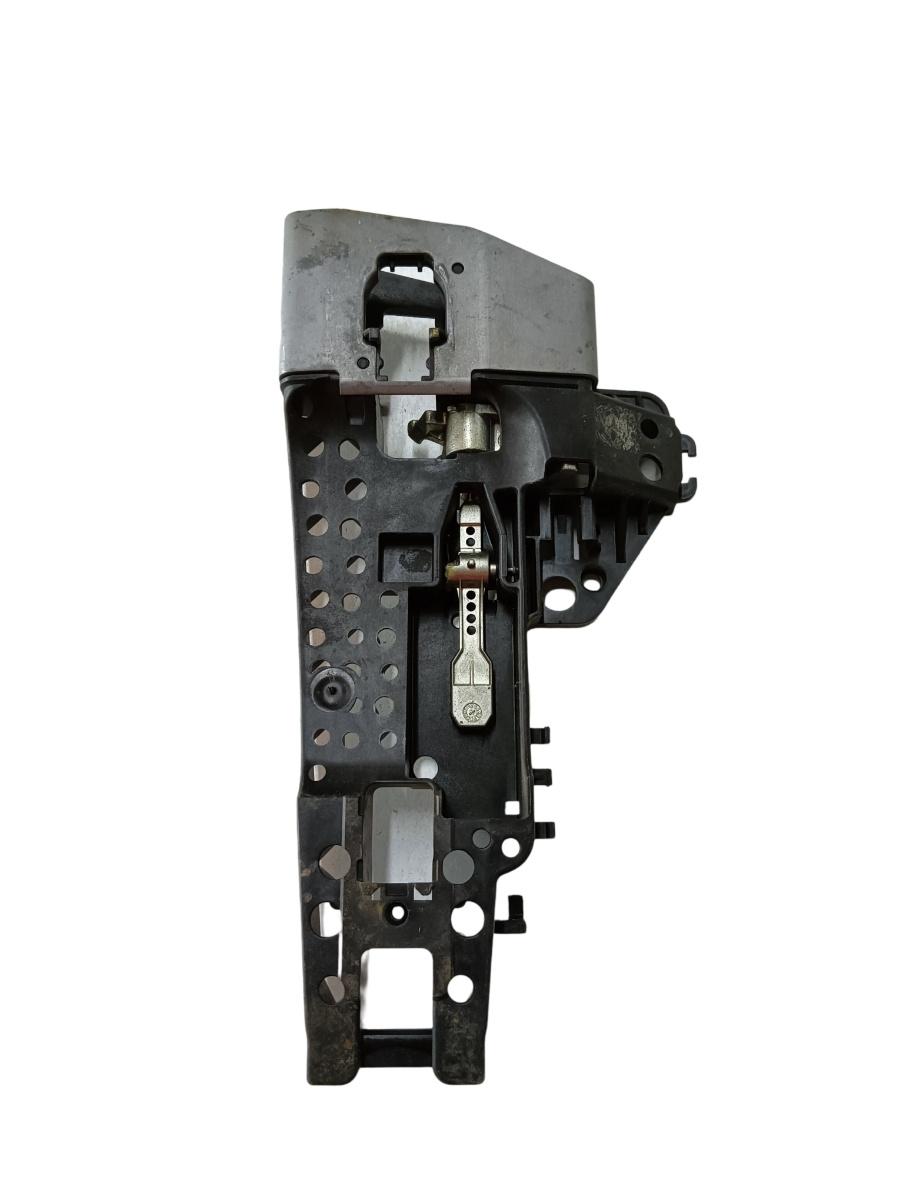 Maner usa interior  stanga fata AUDI A4 IV 8K2, B8 2007 - 2015 8t01837885