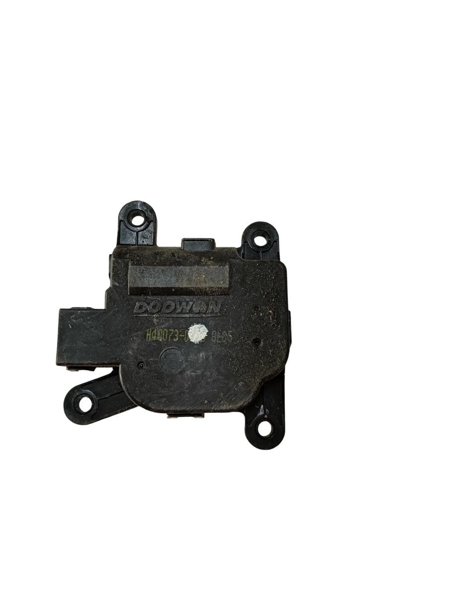 Motoras/actuator clapeta aer VOLKSWAGEN UP 121, 122, BL1, BL2 2011 - >