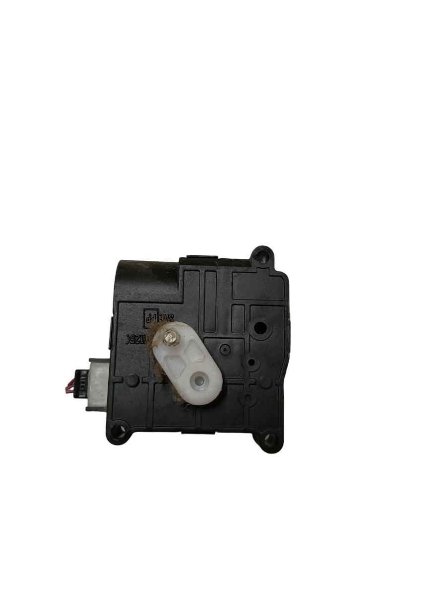 Actuator/motoras clapeta aer AC TOYOTA COROLLA Verso ZER_, ZZE12_, R1_ 2004 - 2009 1138002051 – foto 2
