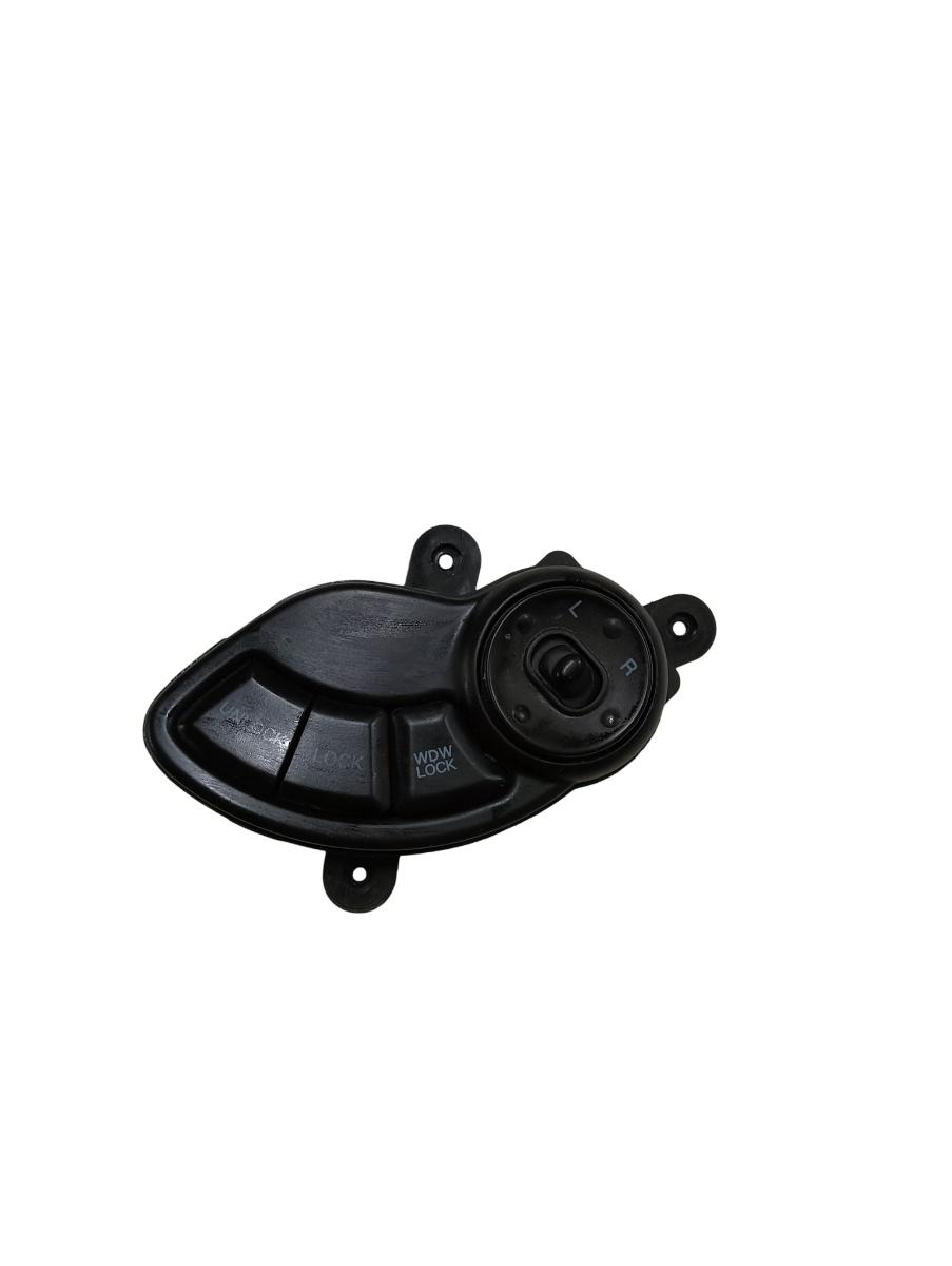 Buton reglaj oglinzi  HYUNDAI SANTA FE I SM 2000 - 2006 9353026000