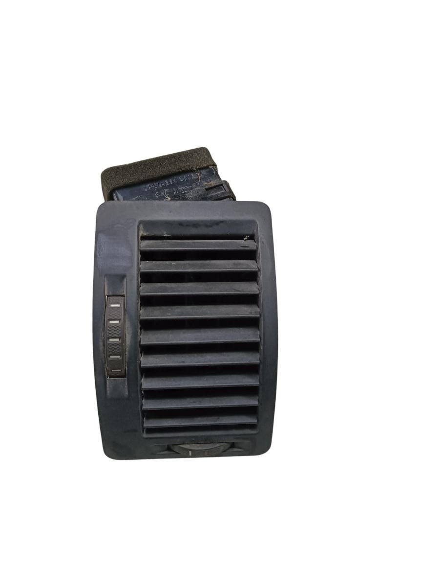 Grila de ventilatie laterala panou de bord dreapta fata SKODA OCTAVIA II Combi 1Z5 2004 - 2013