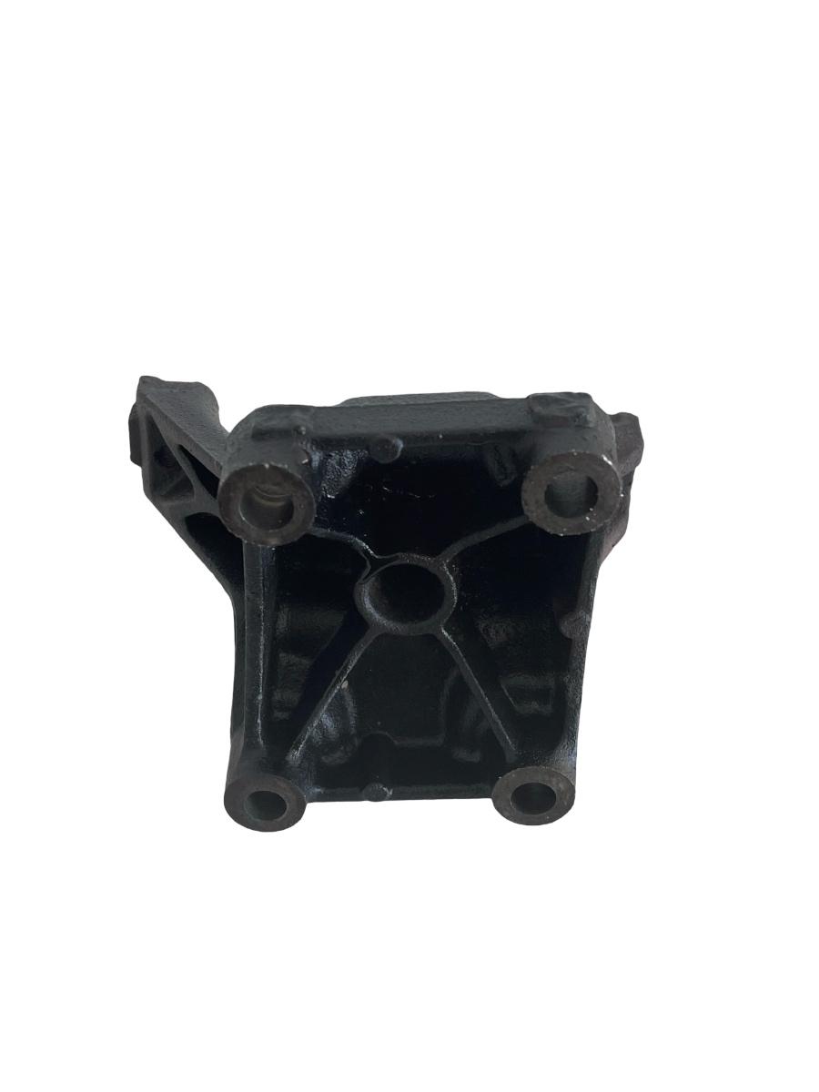 Suport toba de esapament VOLKSWAGEN PASSAT B8 2018 2.0TDI CUA  04L159E – foto 2