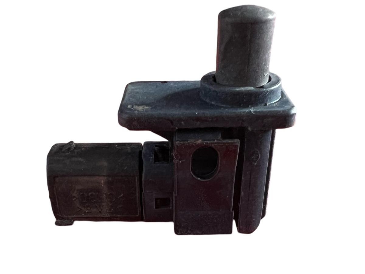 Senzor comutator alarma capota BMW 7 IV E65, E66, E67 2001 - 2009 8352229 – foto 2