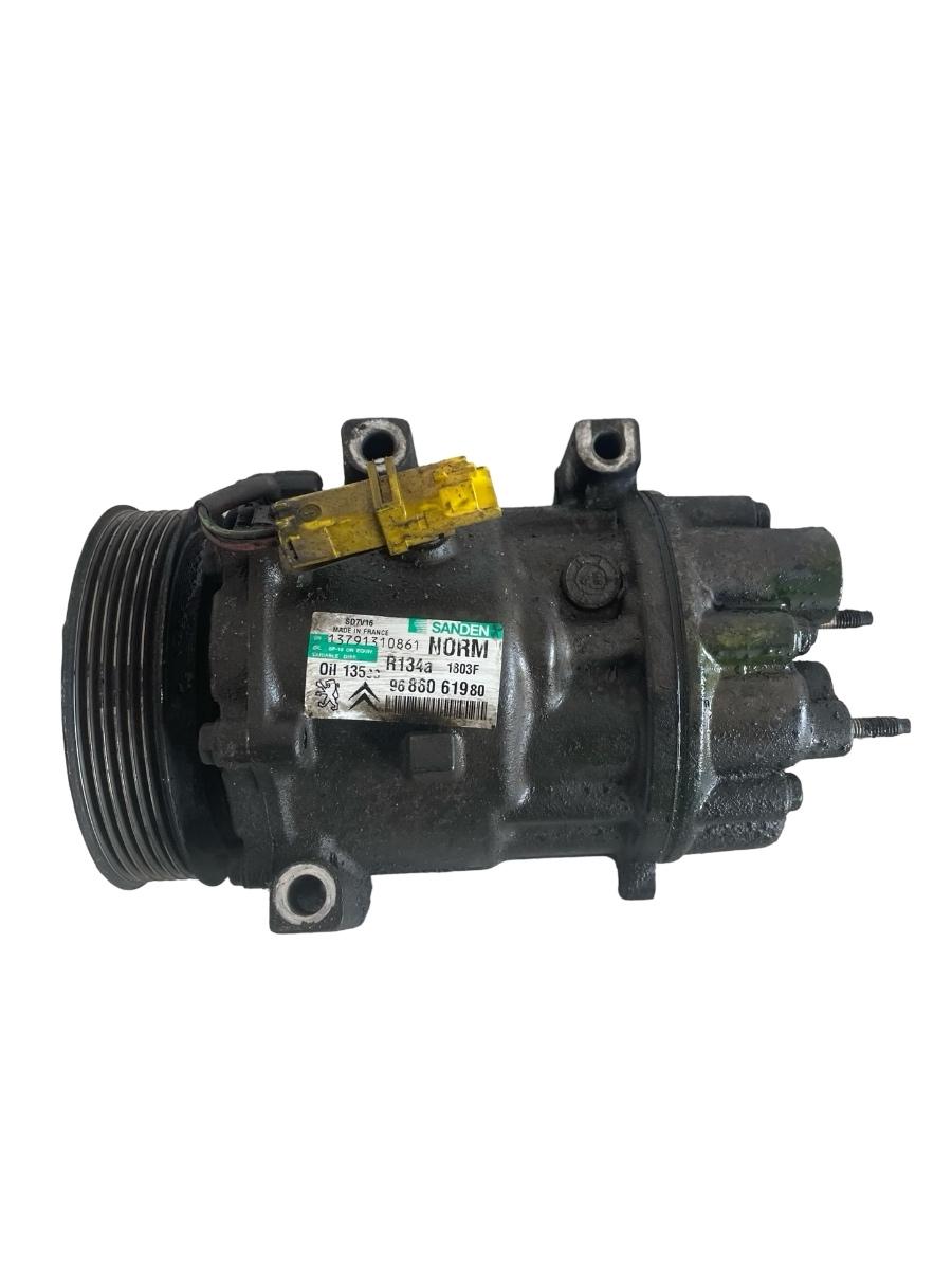 Compresor  AC FIAT ULYSSE 179_ 2002 - 2011 2.2 D Multijet 4HS, 4HT (DW12BTED4) 9686061980
