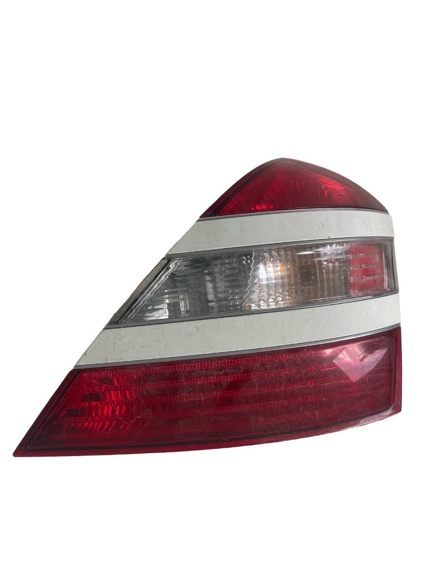 Stop dreapta spate MERCEDES-BENZ S-CLASS II W221, C215 2005 - 2013 A2218200466