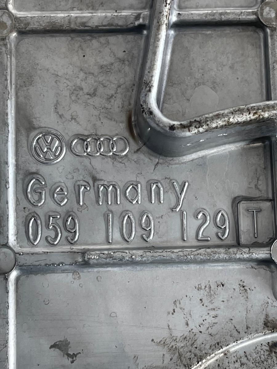 Capac chiulasa stanga AUDI A8 III 4H2, 4H8, 4HC, 4HL 2009 - 2018 3.0 TDI quattro CDTA, CDTC, CMHA 059109129T – foto 3
