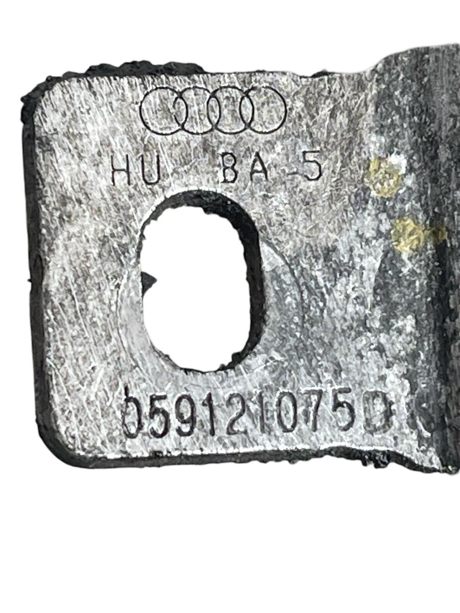Conducta apa  AUDI A8 III 4H2, 4H8, 4HC, 4HL 2009 - 2018 3.0 TDI quattro CDTA, CDTC, CMHA 059121075D – foto 2