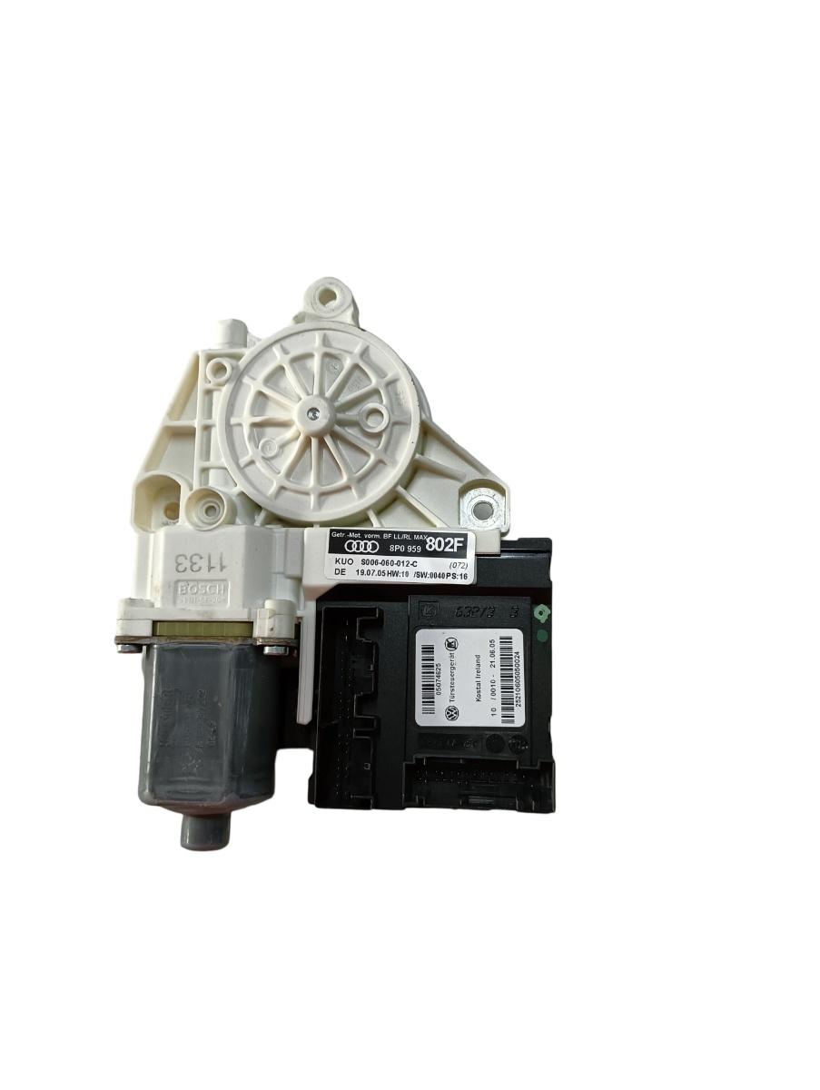 Motoras geam pivotant dreapta fata AUDI A3 II 8P1 2003 - 2013 8p0959802f