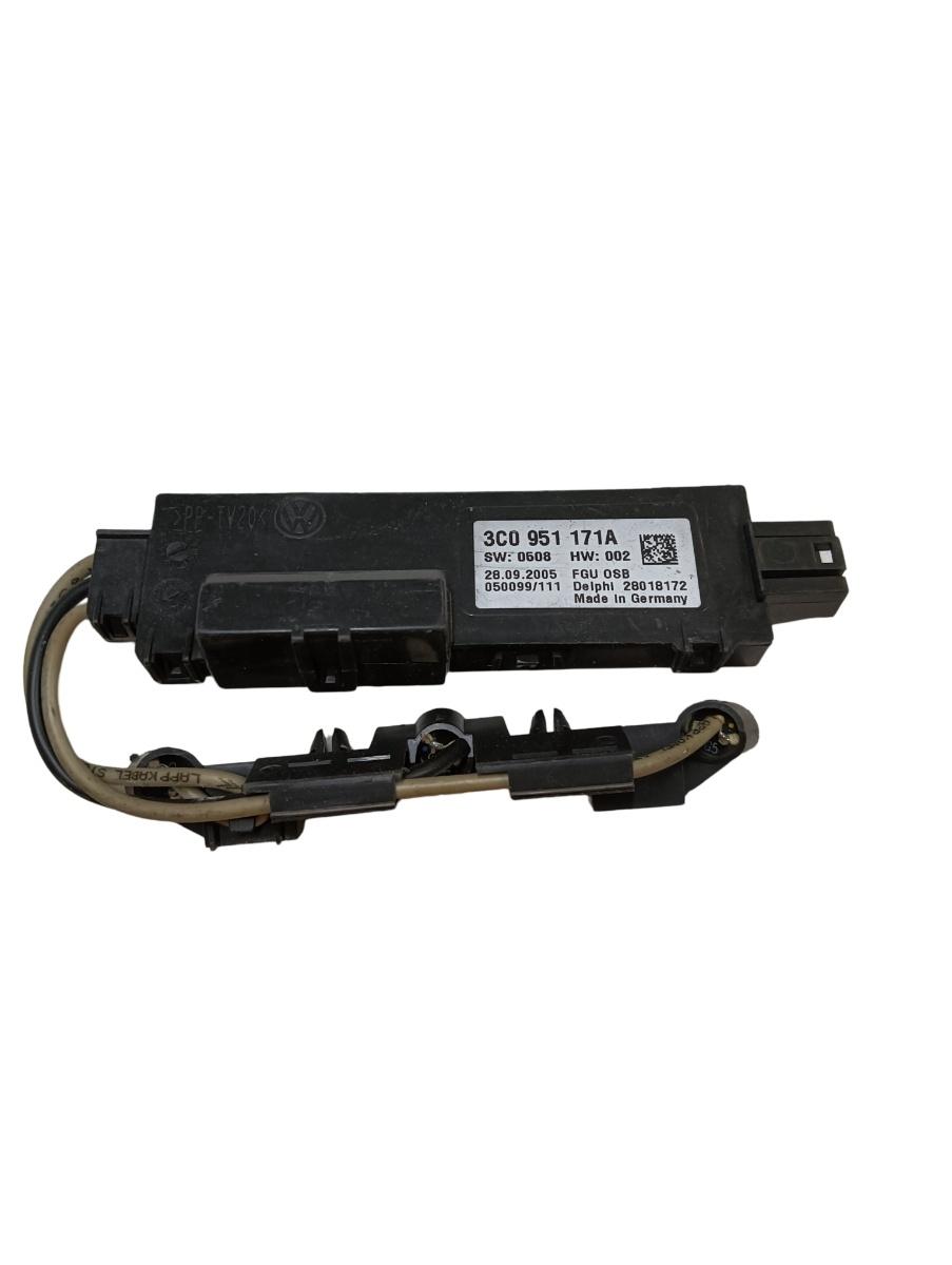 Microfon (bluetooth/telefon) VOLKSWAGEN PASSAT 3C2 2005 - 2010 3c0951171a