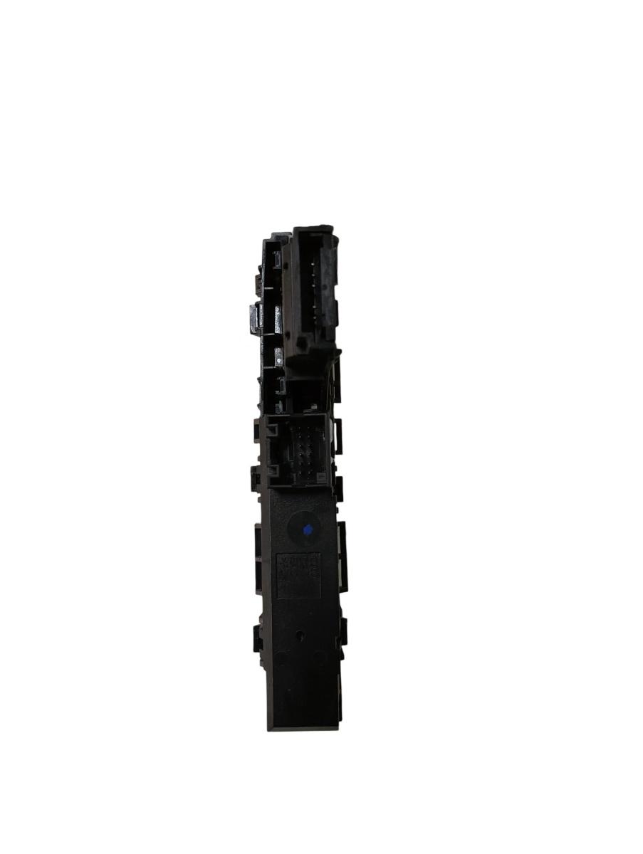 Buton avarie/esp/senzori parcare UK AUDI A8 III 4H2, 4H8, 4HC, 4HL 2009 - 2018 4h2959673e – foto 2