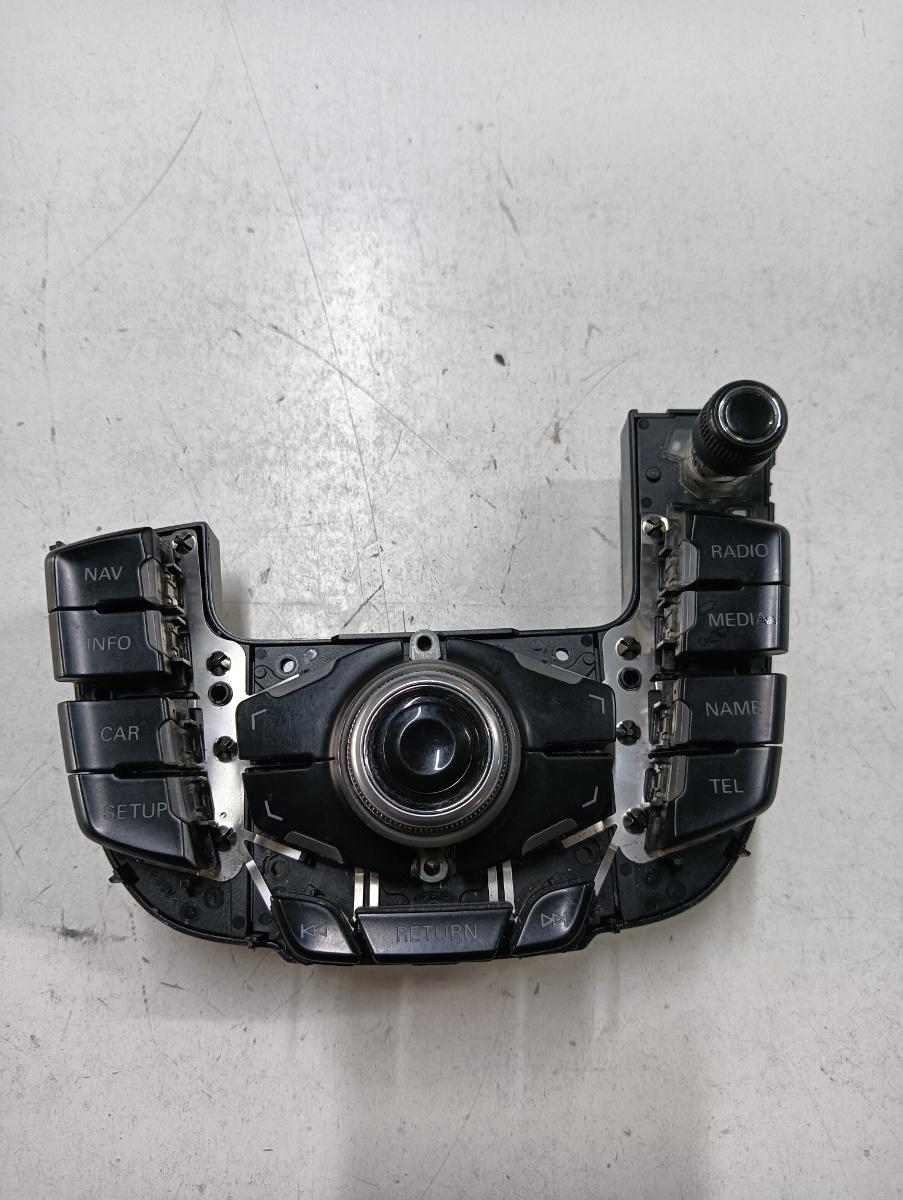 Consola centrala AUDI Q5 8RB 2008 - > 8t0918609f