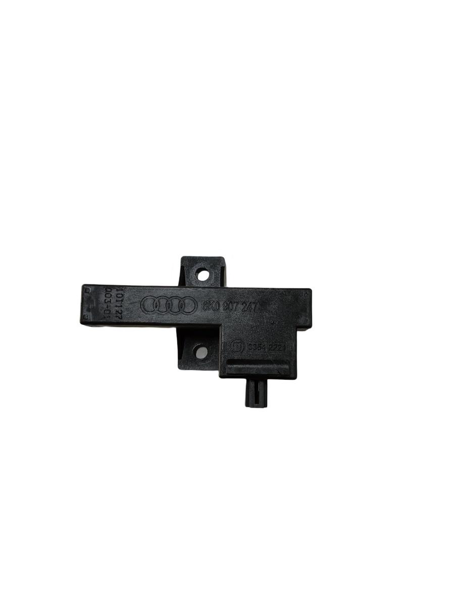 Modul keyless  stanga fata AUDI A6/S6 IV Saloon 4G2, C7, 4GC 2010 - 2018 VAG 8k0907247