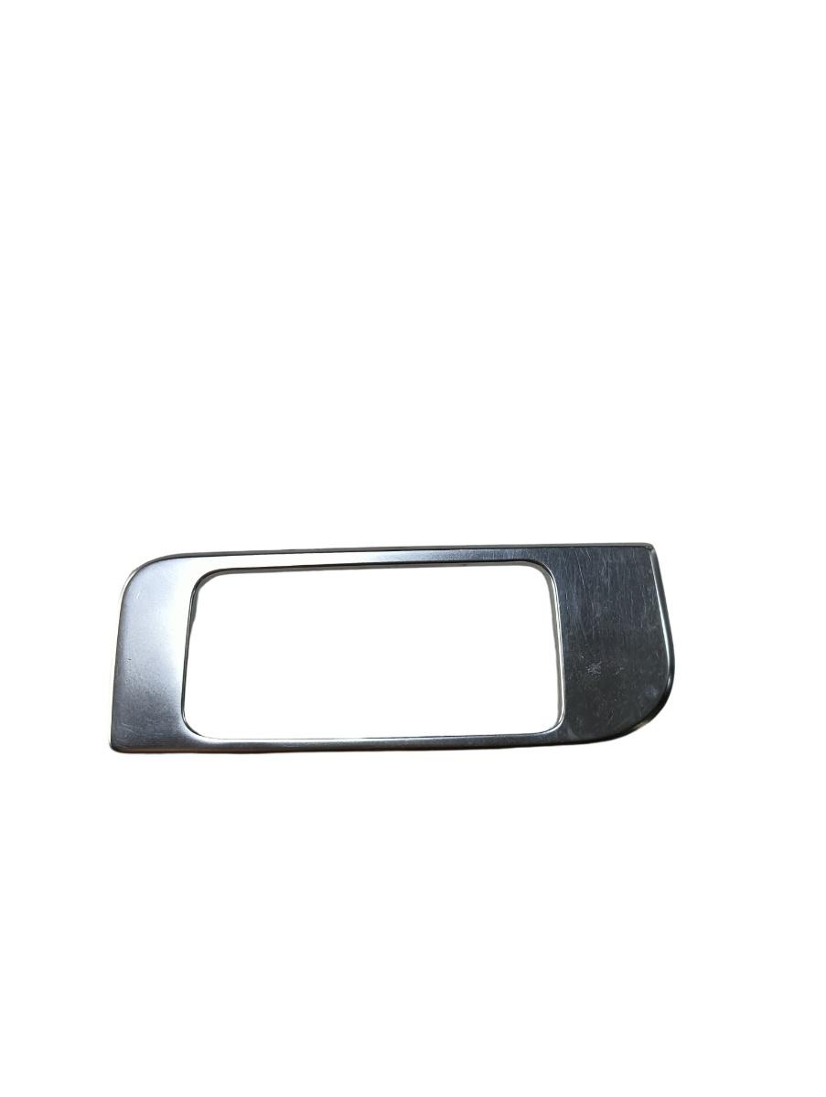 Ornament bord AUDI A8 III 4H2, 4H8, 4HC, 4HL 2009 - 2018 4h2863207