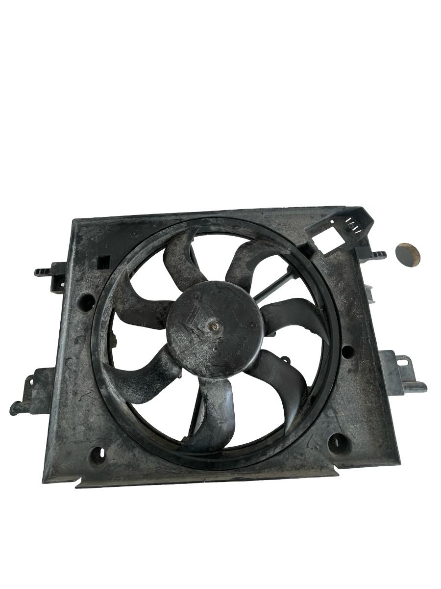Electroventilator DACIA DUSTER 2010 - > 1.5DCI 214811626R