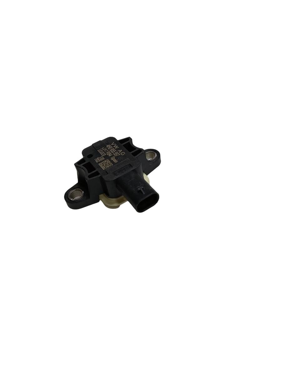 Senzor de impact airbag AUDI A8 III 4H2, 4H8, 4HC, 4HL 2009 - 2018 VAG 4h0955557 – foto 2