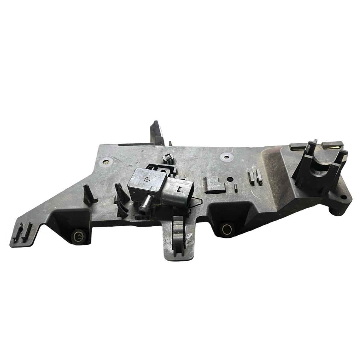 Suport senzor temperatura  BMW X3 II F25 2010 - 2017 7811112