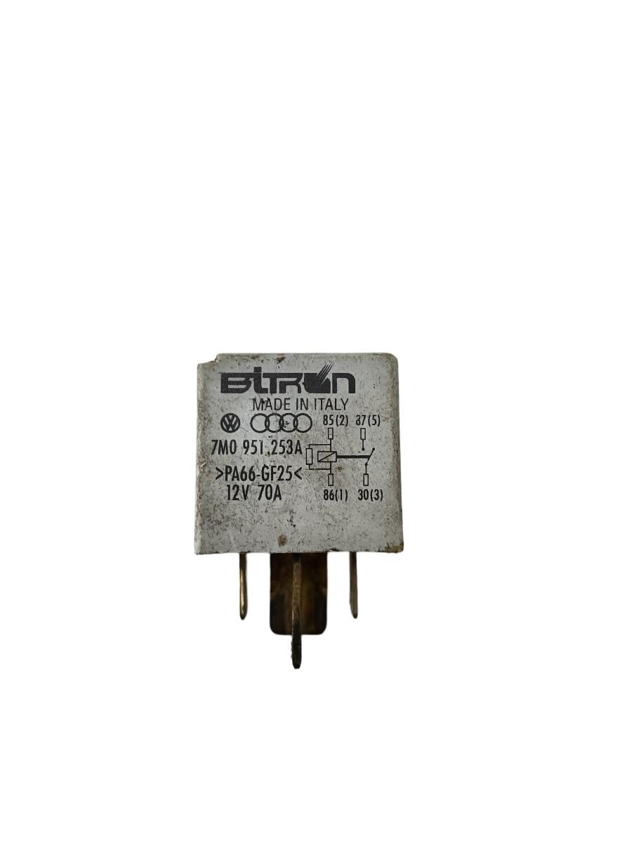 Alte relee VOLKSWAGEN PASSAT Variant 3C5 2005 - 2011 TDI CBDC VAG 7m0951253a