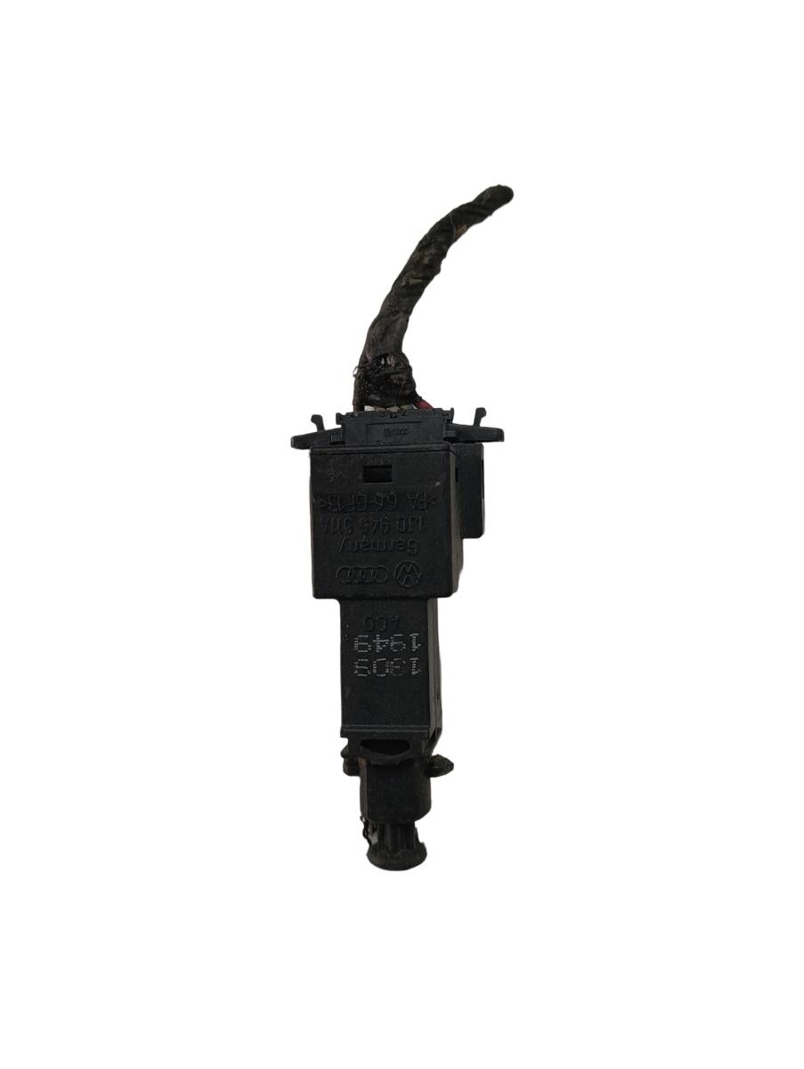 Comutator de intrerupere alimentare cu combustibil VOLKSWAGEN NEW BEETLE 9C1, 1C1 1998 - 2010 1j0945511a
