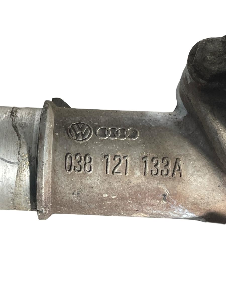 Flansa lichid de racire VOLKSWAGEN PASSAT 3B3 2000 - 2005 038121133A – foto 2