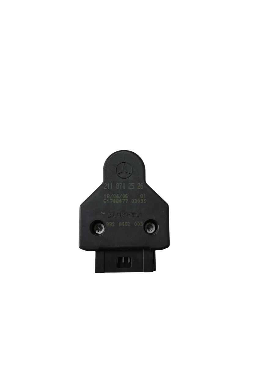 Modul de confort scaun fata dreapta fata MERCEDES-BENZ S-CLASS II W221, C215 2005 - 2013 2118702526