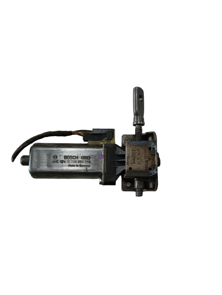 Motoras scaun dreapta fata MERCEDES-BENZ S-CLASS II W221, C215 2005 - 2013 0390203255