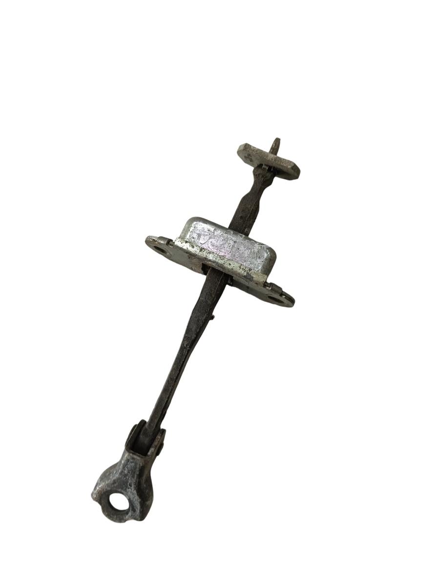 Opritor usa  dreapta fata NISSAN TIIDA Hatchback C11 2006 - 2011