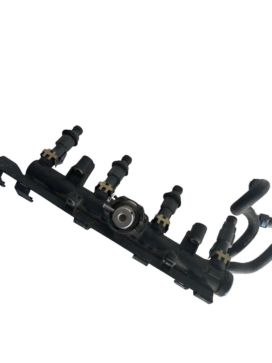 Rampa + injectoare VOLKSWAGEN POLO 6N2 1999 - 2001 1.4MPI 0280151071