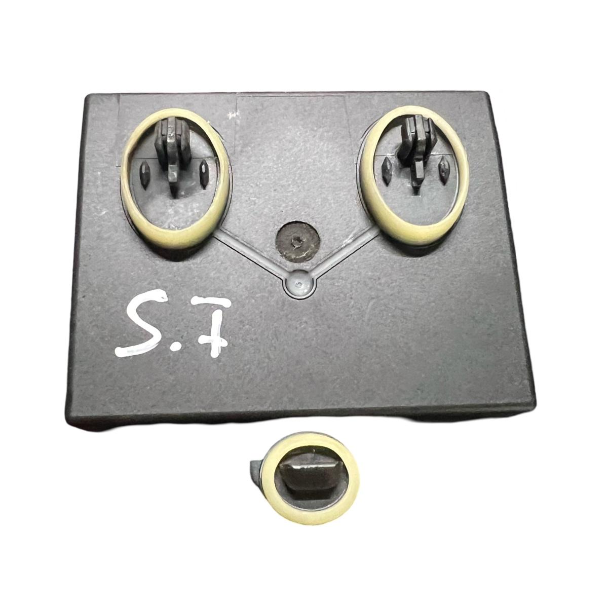 Modul de confort stanga fata AUDI A6/S6 IV Saloon 4G2, C7, 4GC 2010 - 2018 4G8959793J – foto 2