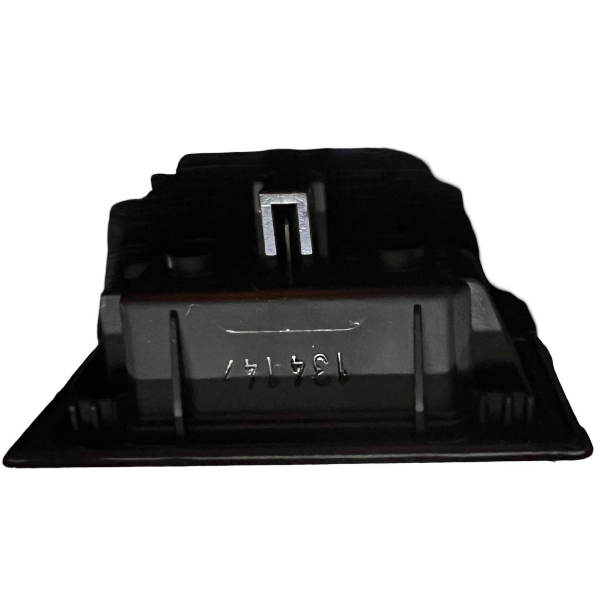 Lampa numar de inmatriculare dreapta AUDI A6/S6 IV Saloon 4G2, C7, 4GC 2010 - 2018 4G0945021 – foto 2